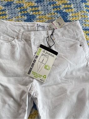 d. jeans White Women's Denim Bermuda Shorts